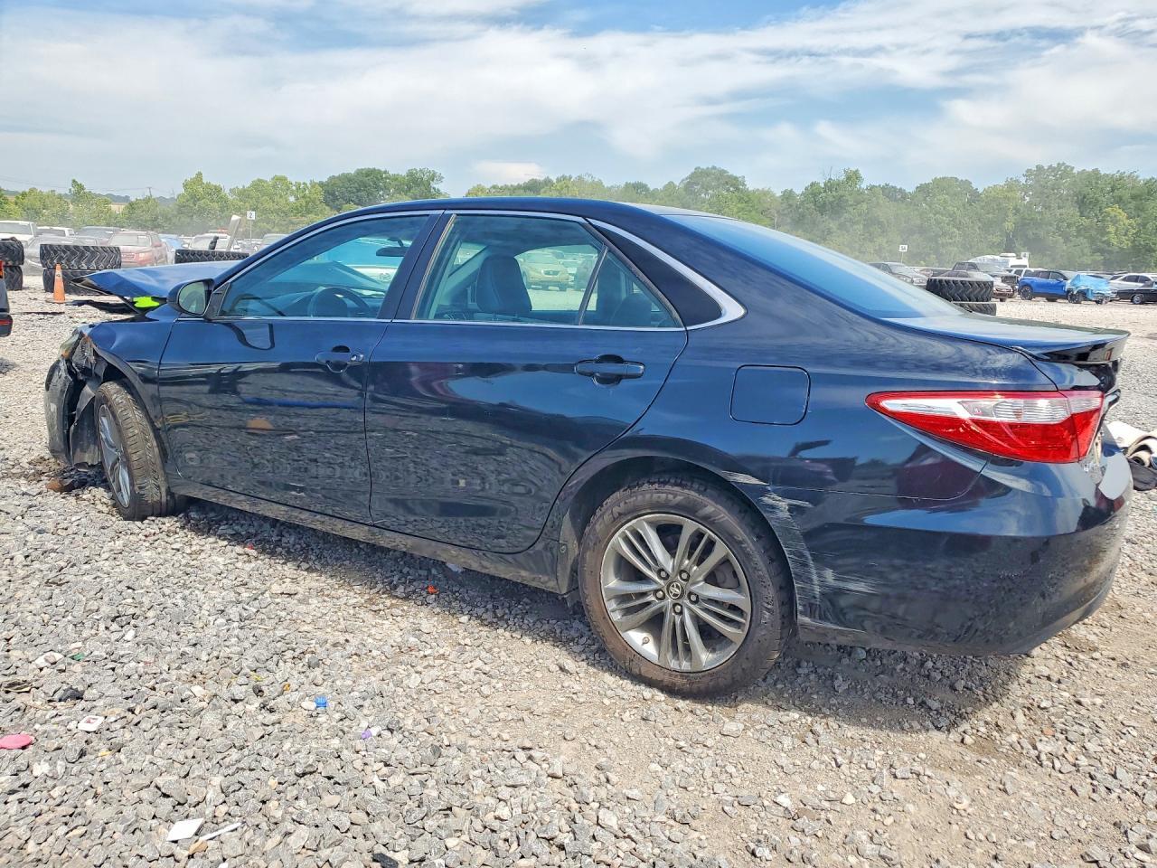 2017 TOYOTA CAMRY — фото 2