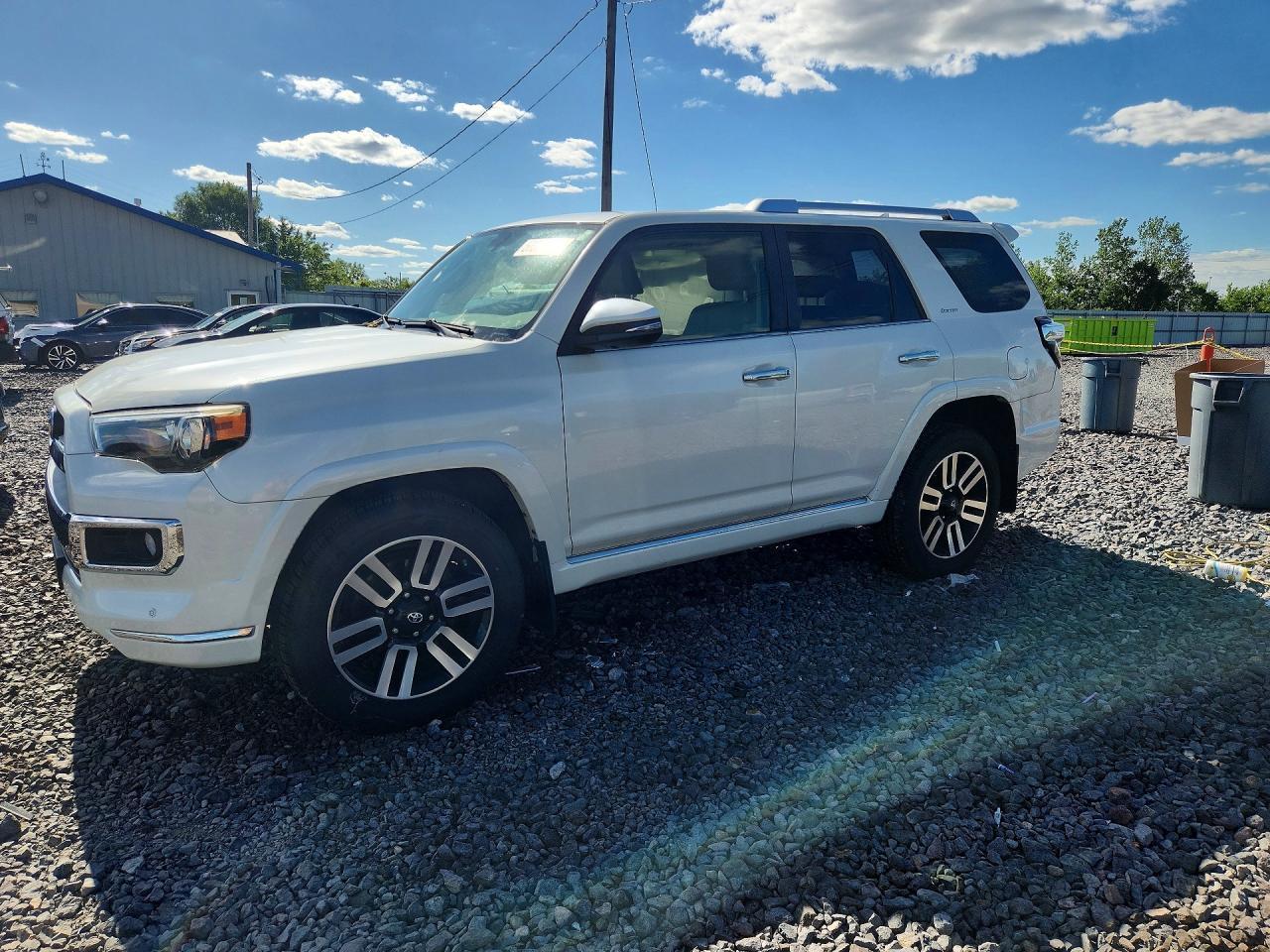 2017 TOYOTA 4RUNNER — фото 1