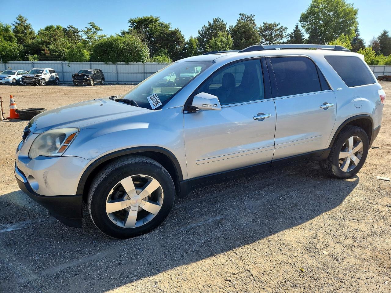 2011 GMC ACADIA — фото 1
