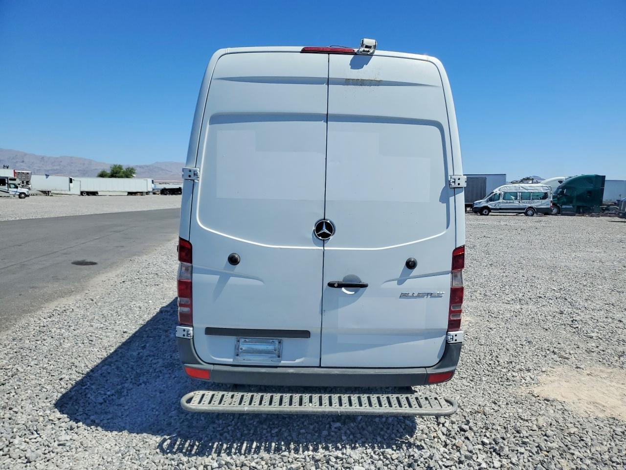 2015 MERCEDES-BENZ SPRINTER — фото 6
