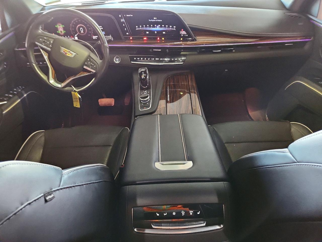 CADILLAC ESCALADE