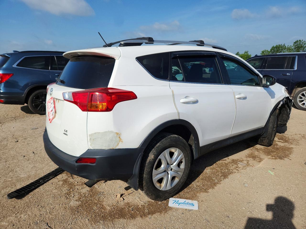 2013 TOYOTA RAV4 — фото 3