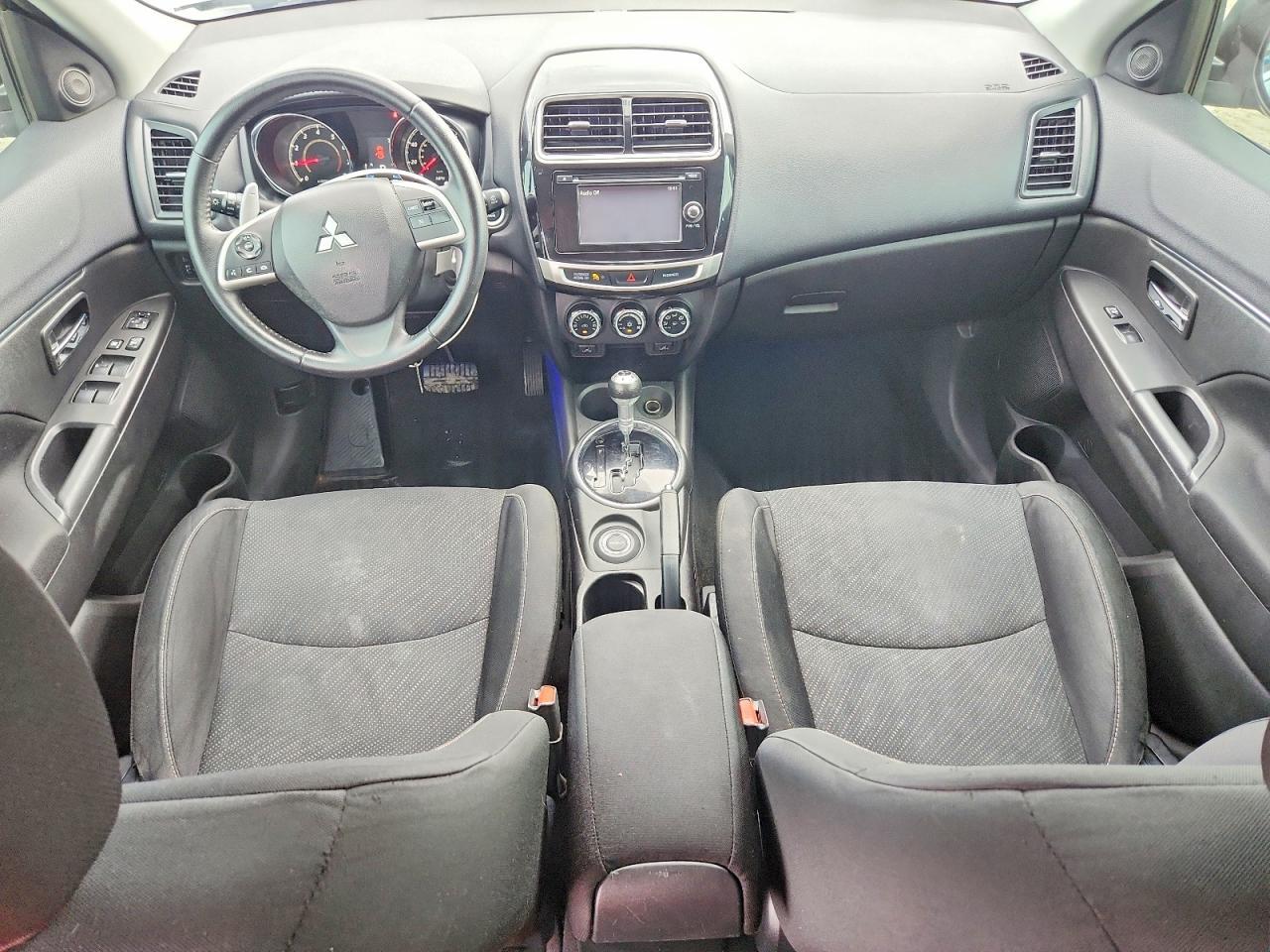MITSUBISHI OUTLANDER SPORT