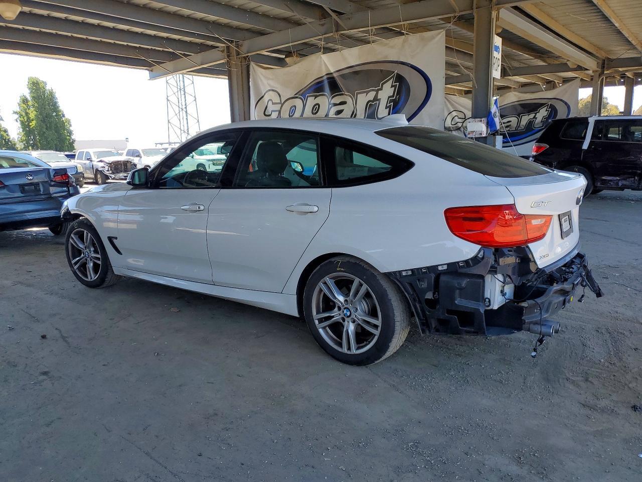 2015 BMW 3 SERIES GT — фото 2