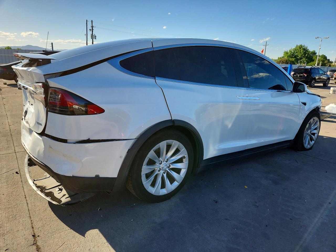 2017 TESLA MODEL X — фото 3