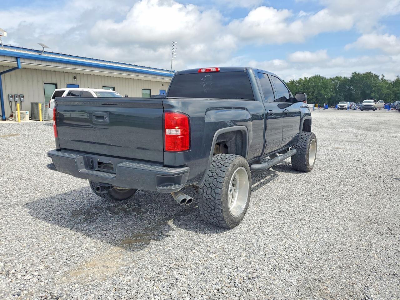 2018 GMC SIERRA 1500 — фото 3