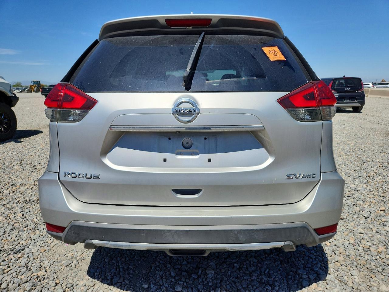 2017 NISSAN ROGUE — фото 6