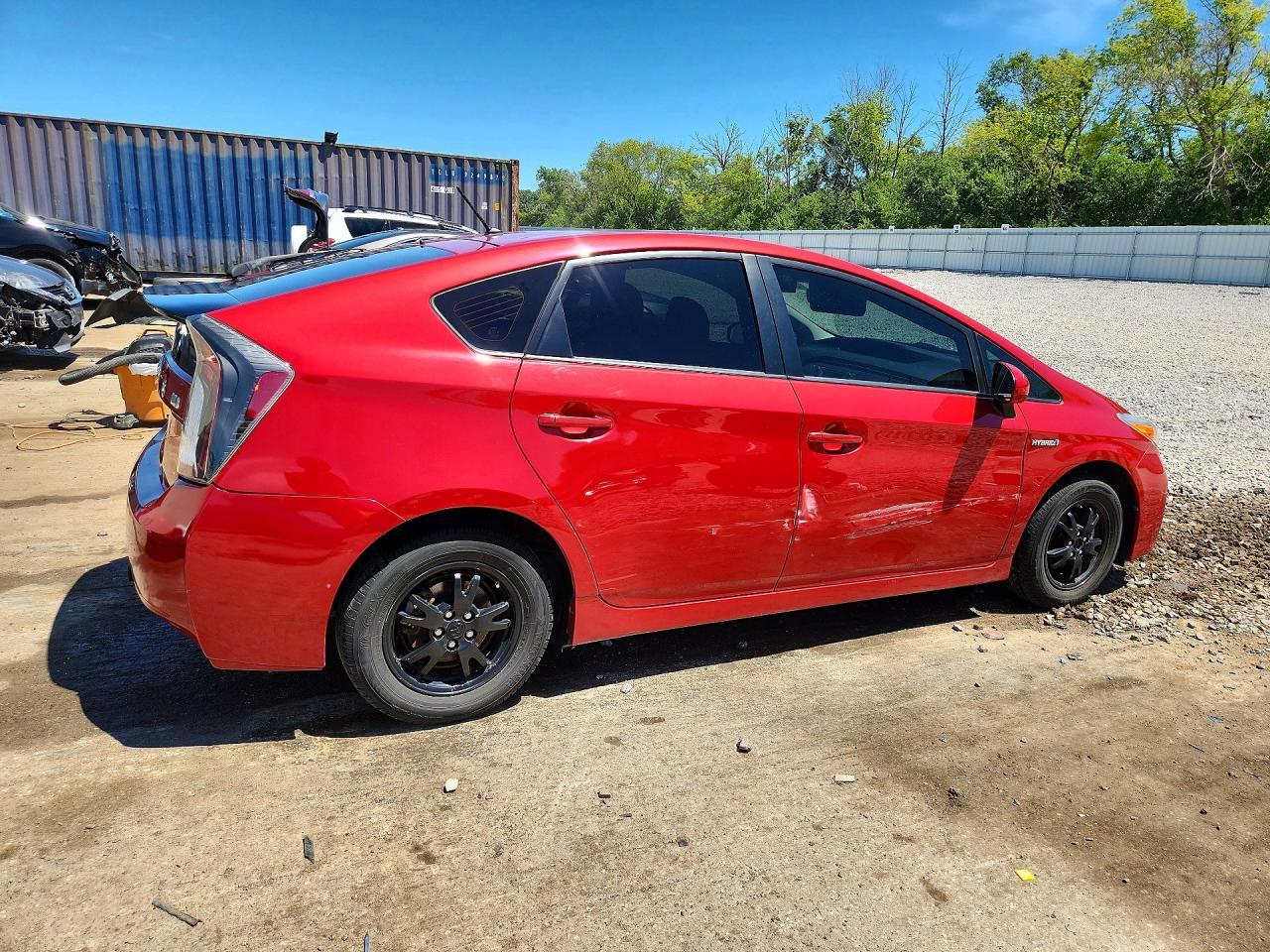 2012 TOYOTA PRIUS — фото 3