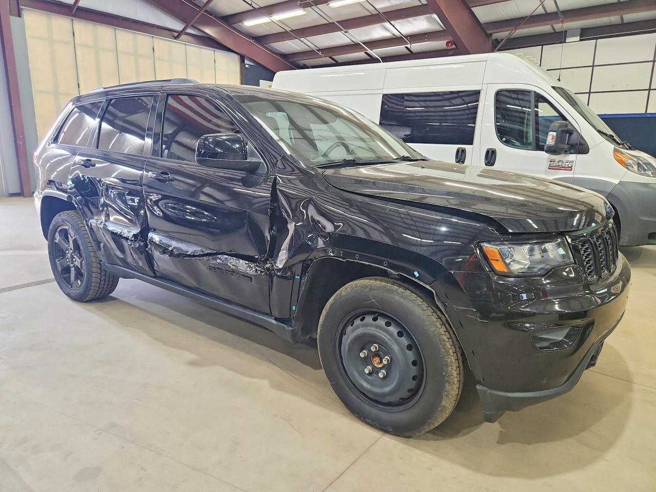 2019 JEEP GRAND CHEROKEE — фото 4