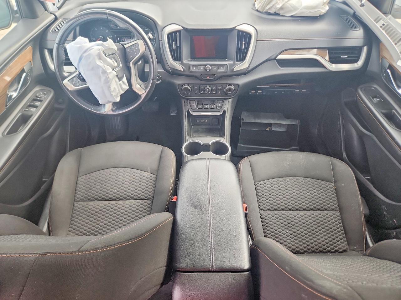 2018 GMC TERRAIN — фото 8