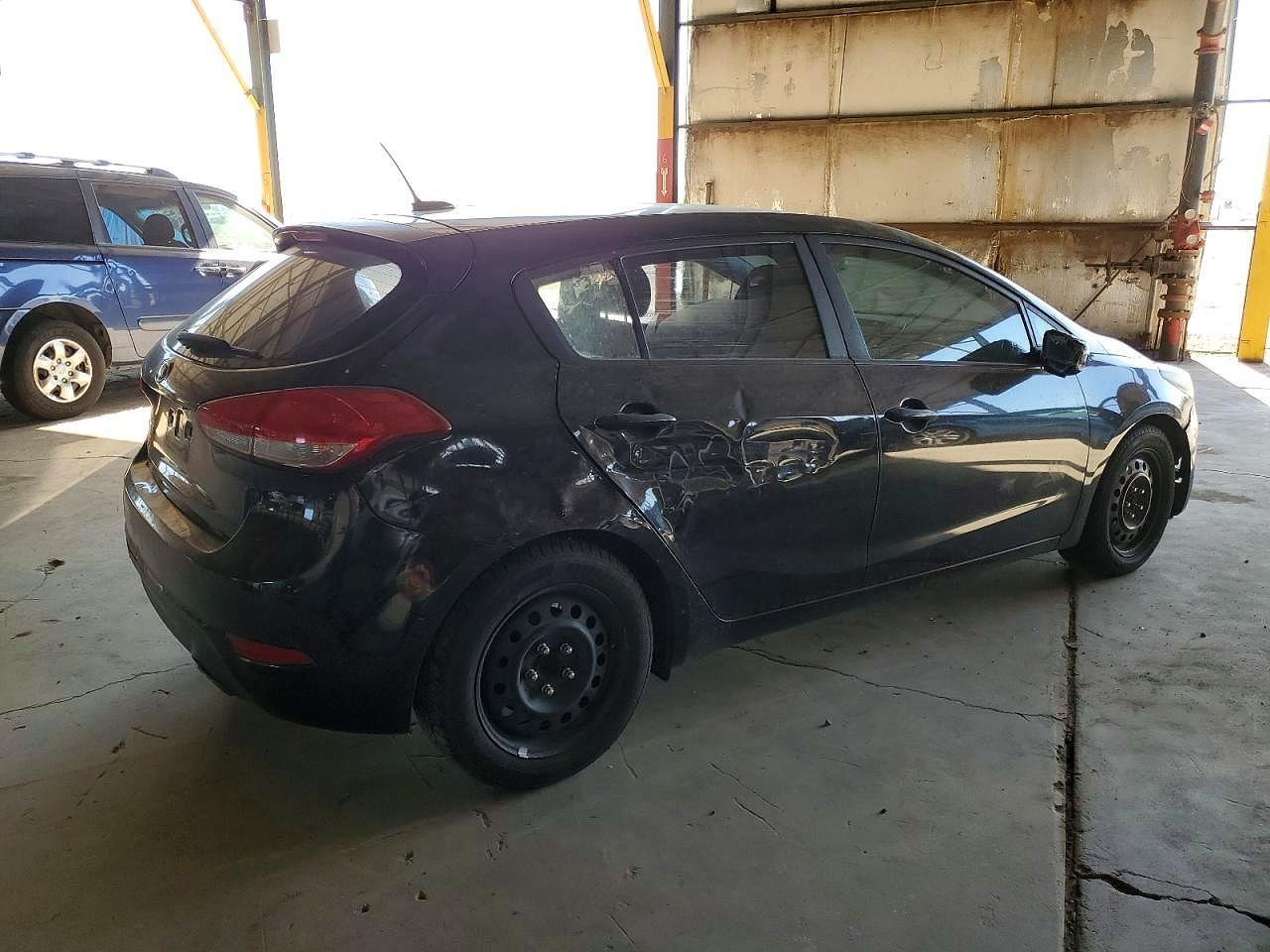 2016 KIA FORTE — фото 3