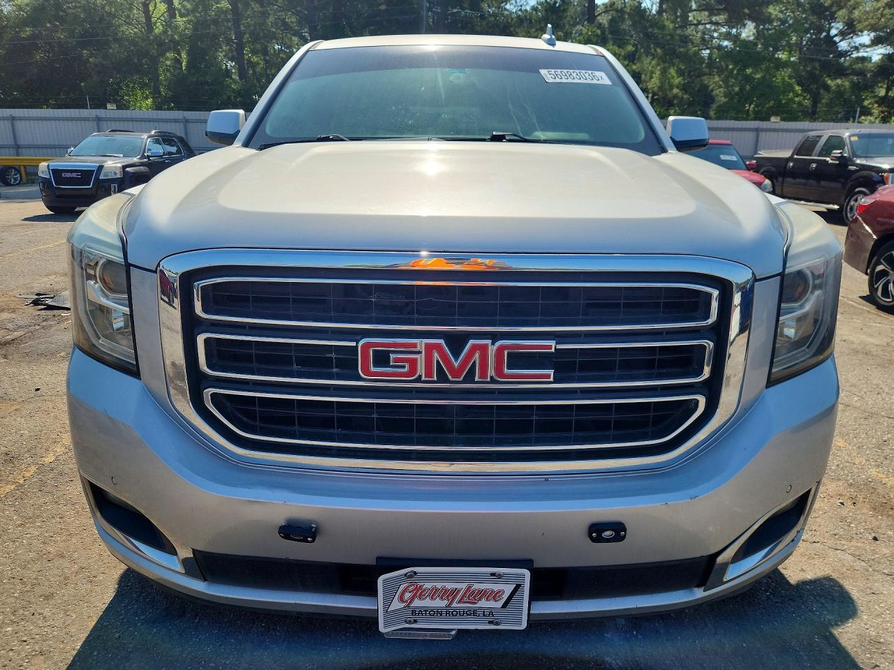 2017 GMC YUKON — фото 5