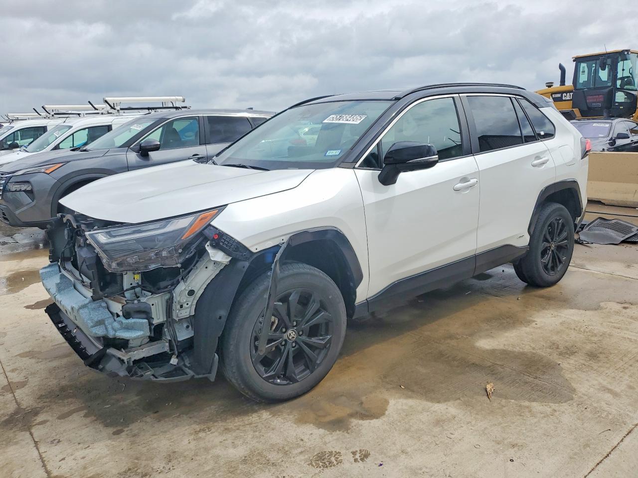 2024 TOYOTA RAV4 HYBRID — фото 1