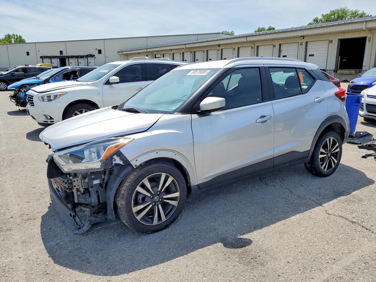 2019 NISSAN KICKS — фото 1