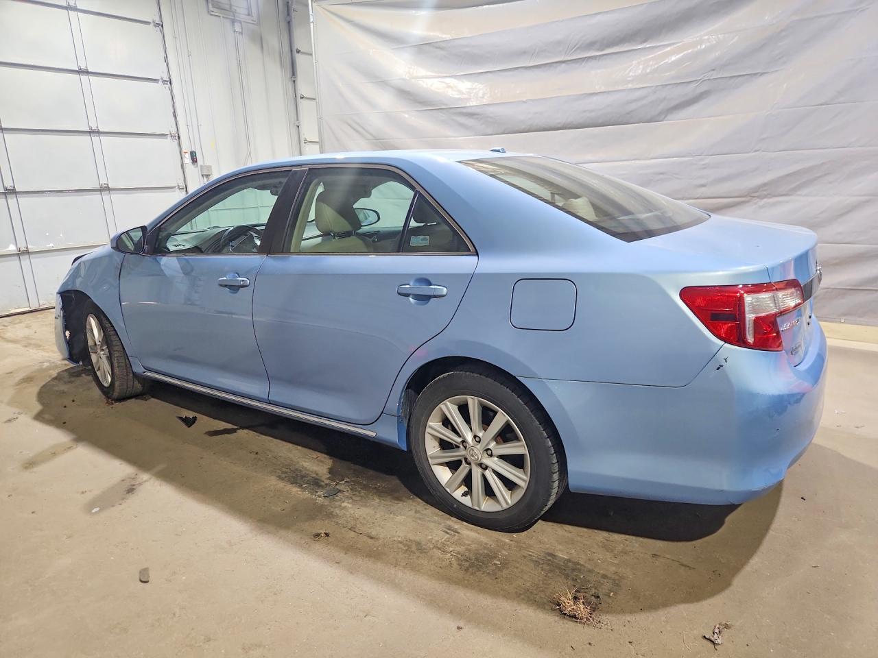 2012 TOYOTA CAMRY — фото 2