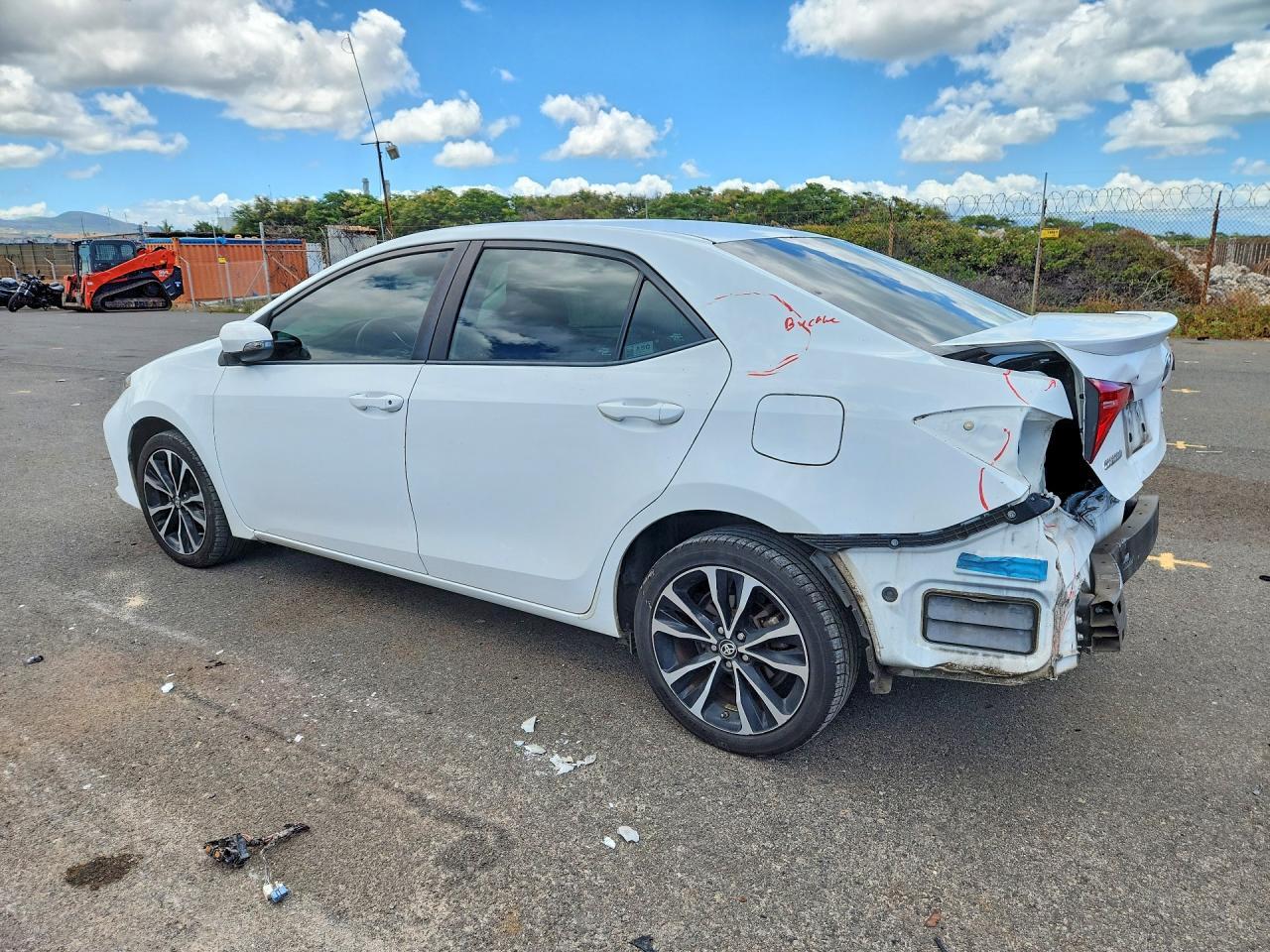 2019 TOYOTA COROLLA — фото 2