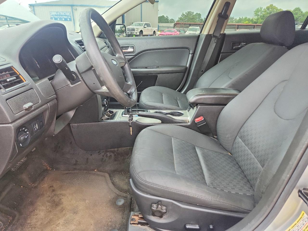 FORD FUSION