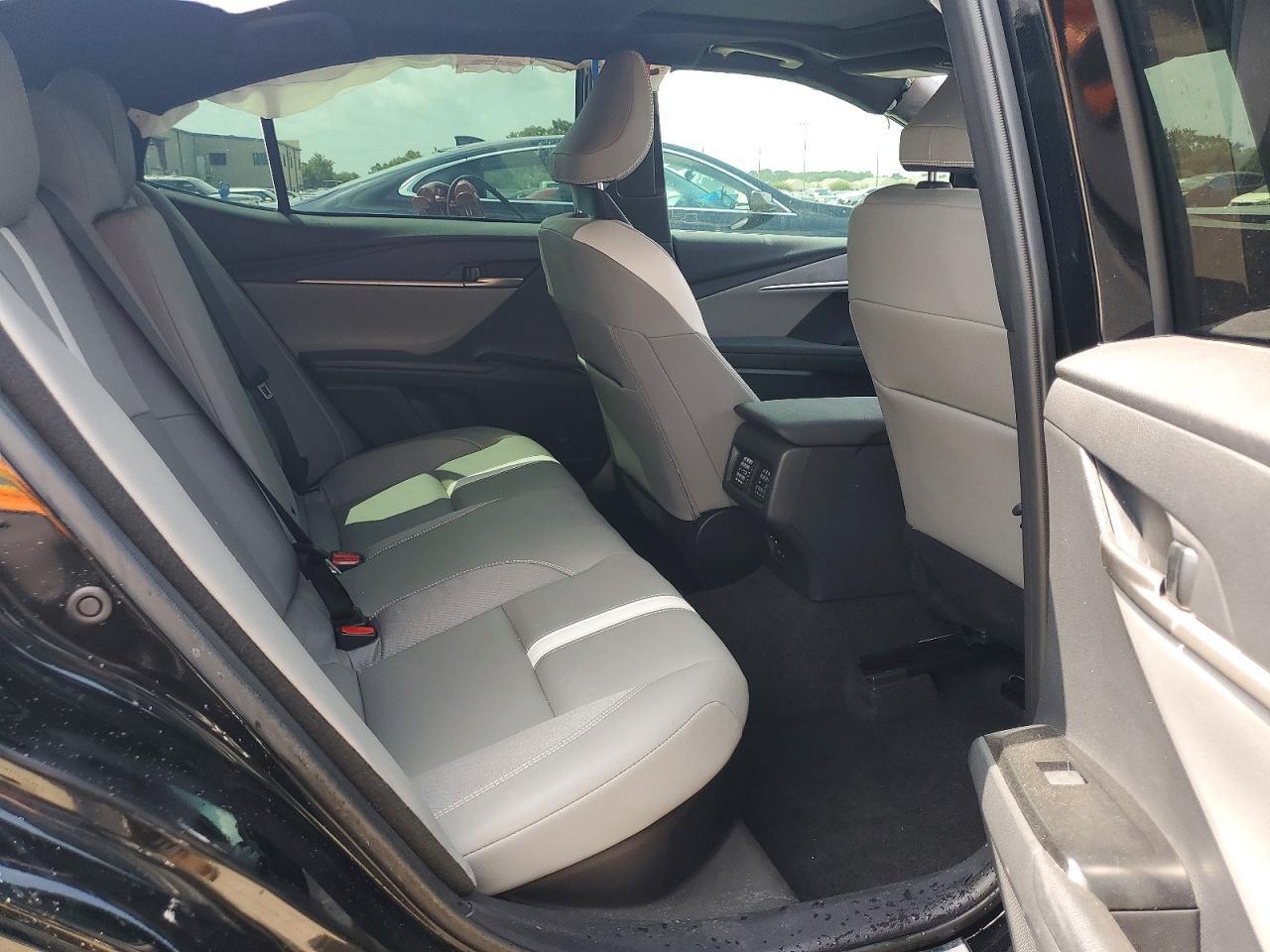 2025 TOYOTA CAMRY HYBRID — фото 10