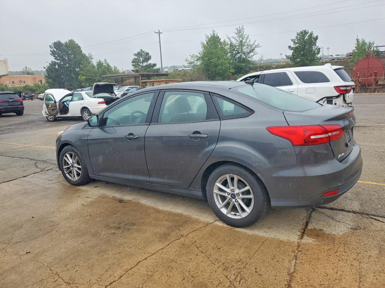 FORD FOCUS