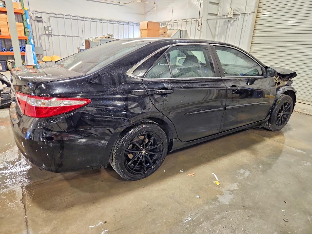 2017 TOYOTA CAMRY — фото 3