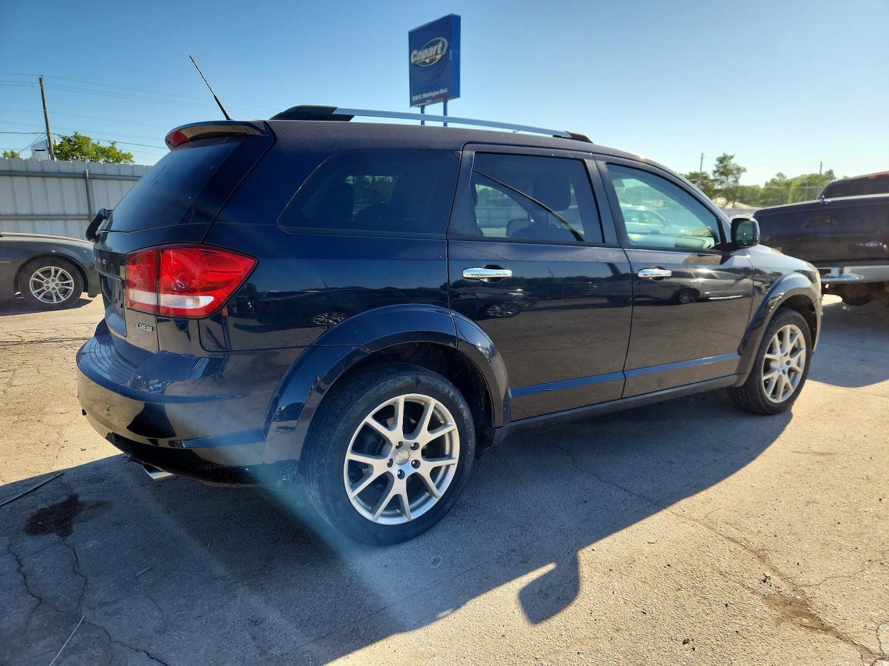 2011 DODGE JOURNEY — фото 3