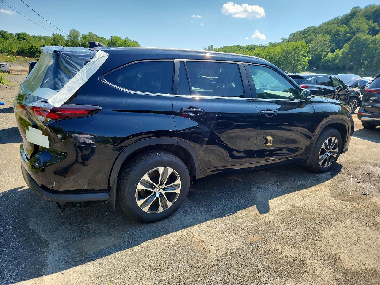2026 TOYOTA HIGHLANDER — фото 3