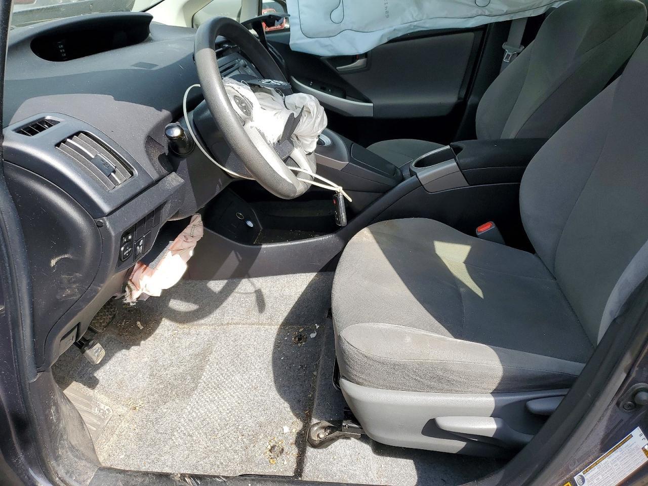 2015 TOYOTA PRIUS — фото 7