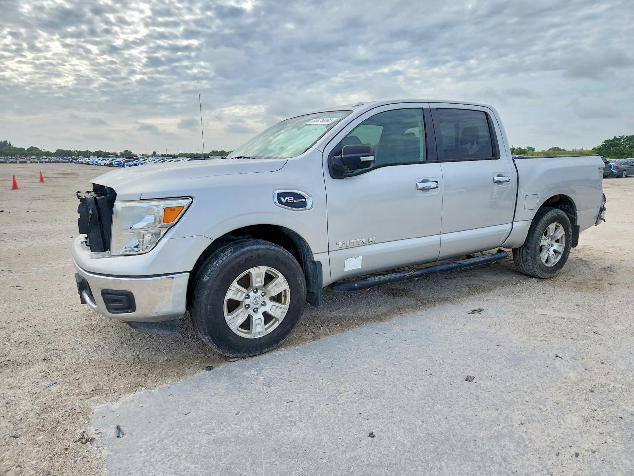 2017 NISSAN TITAN — фото 1
