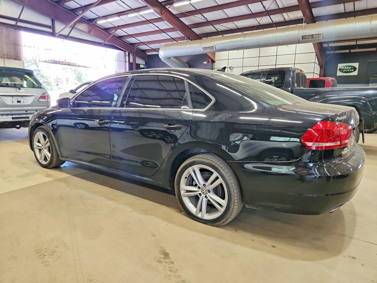 2014 VOLKSWAGEN PASSAT — фото 2