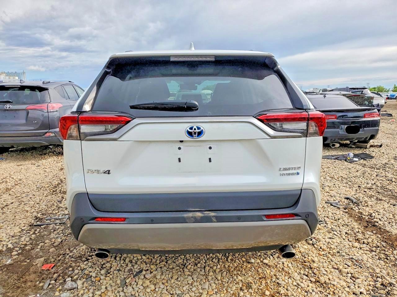 2024 TOYOTA RAV4 HYBRID — фото 6