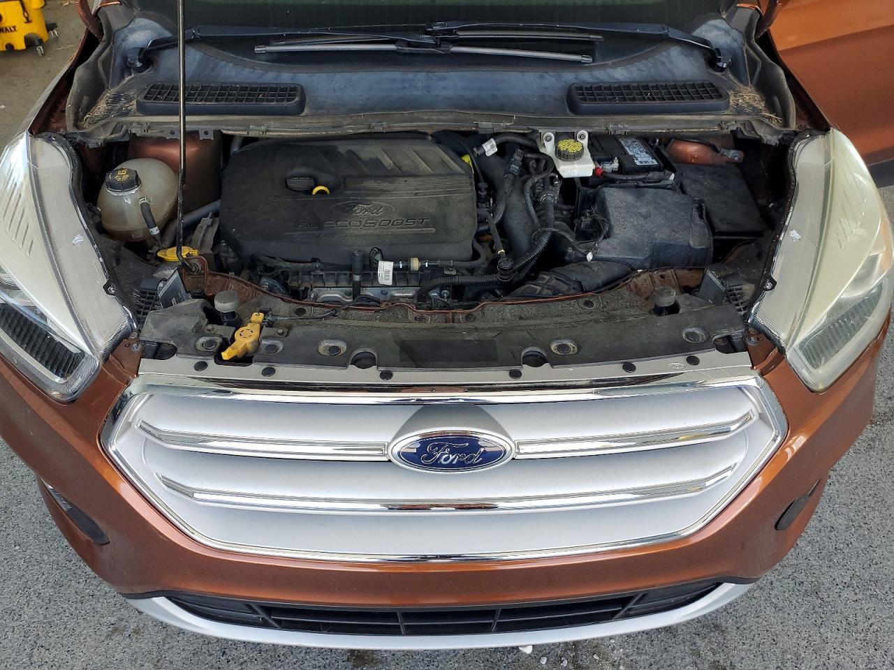 FORD ESCAPE