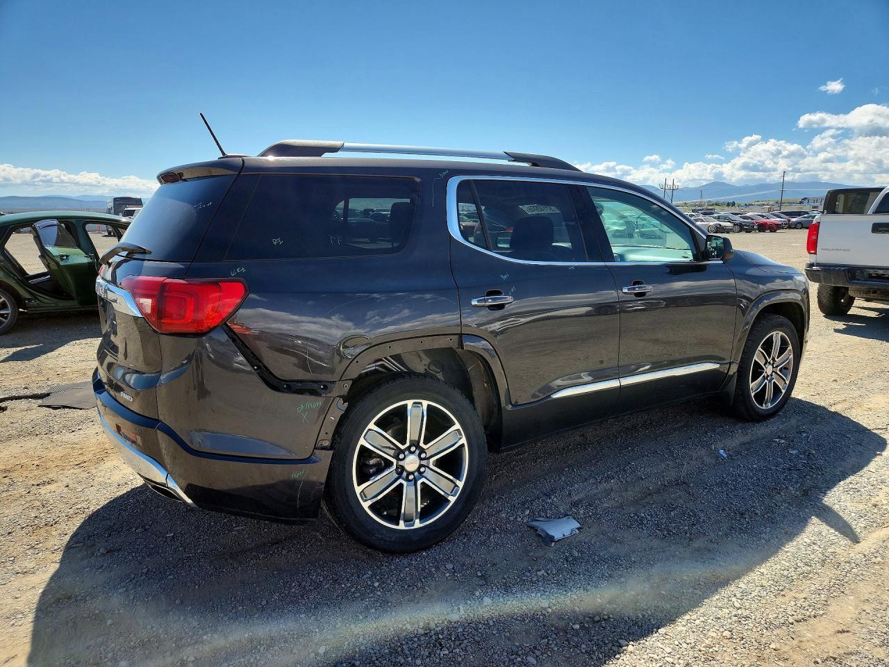 2018 GMC ACADIA — фото 3