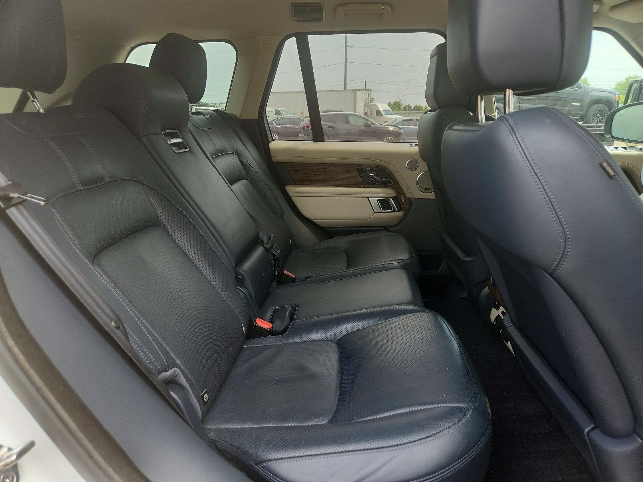 LAND ROVER RANGE ROVER