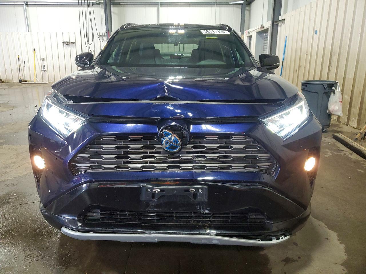 2019 TOYOTA RAV4 HYBRID — фото 5