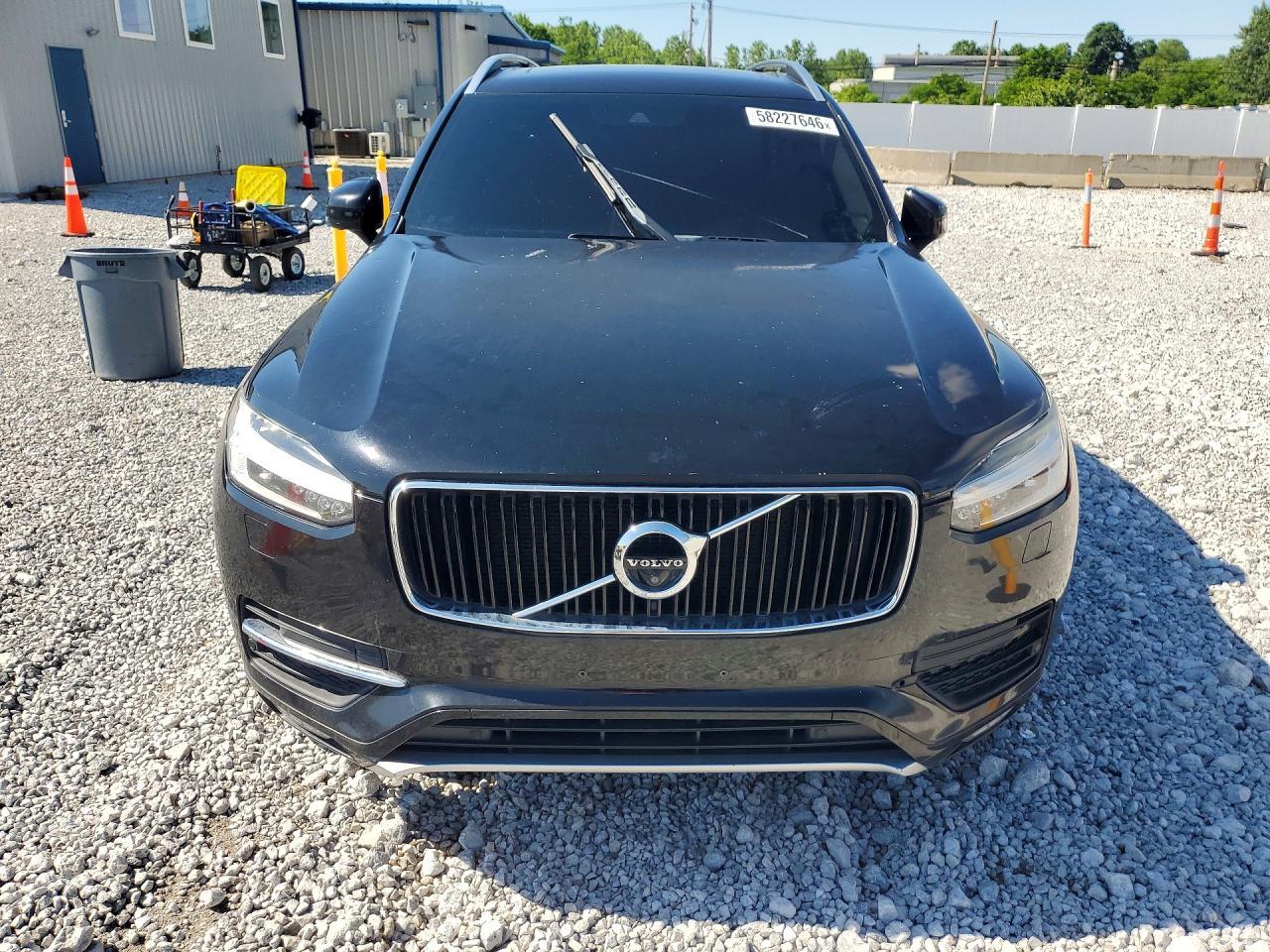 2017 VOLVO XC90 — фото 5