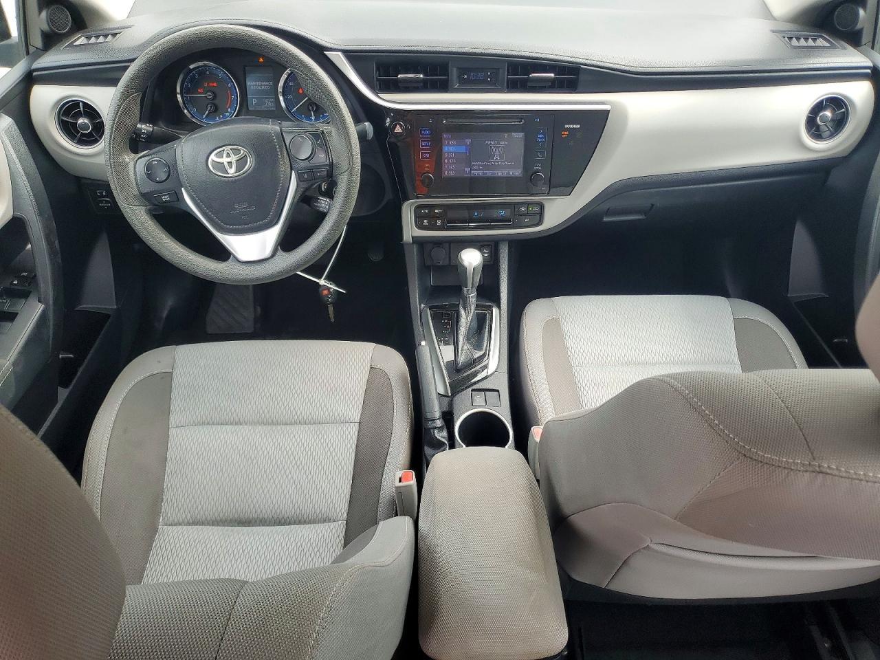 2017 TOYOTA COROLLA — фото 8
