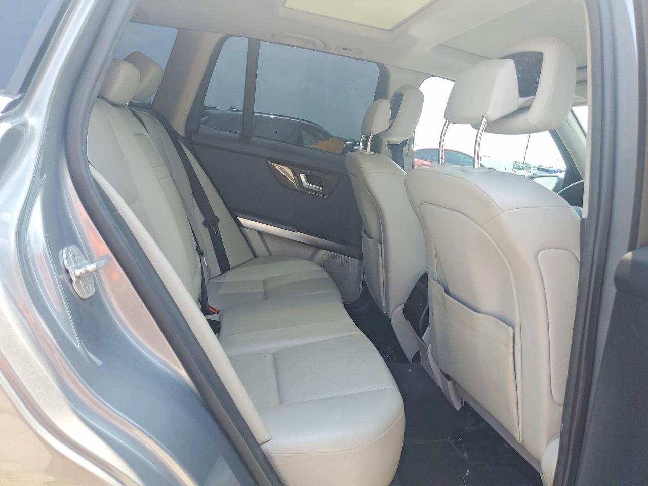 2015 MERCEDES-BENZ GLK-CLASS — фото 11