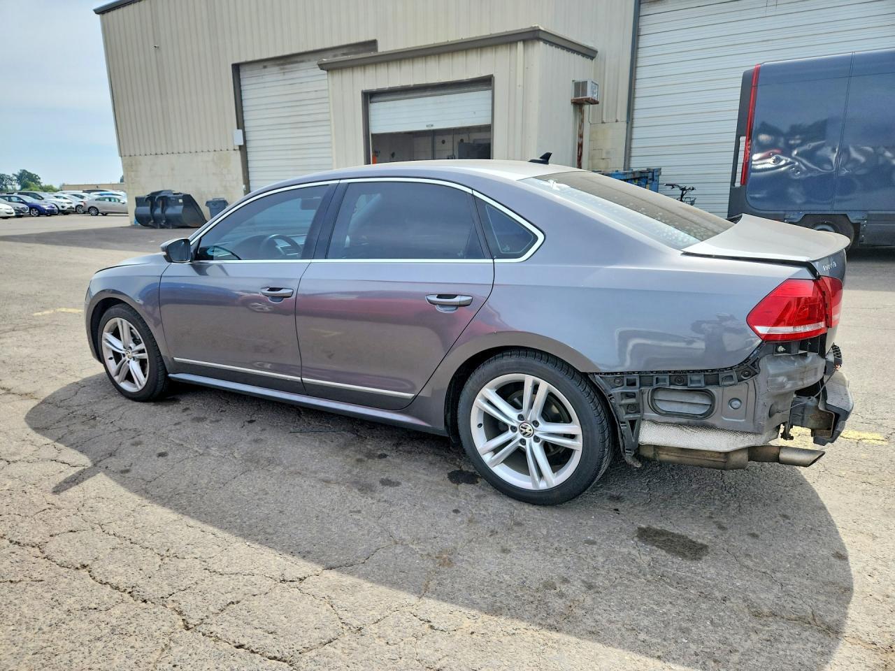 2014 VOLKSWAGEN PASSAT — фото 2