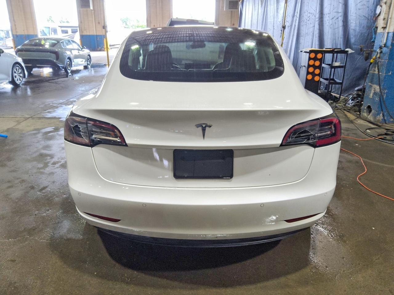 2020 TESLA MODEL 3 — фото 6