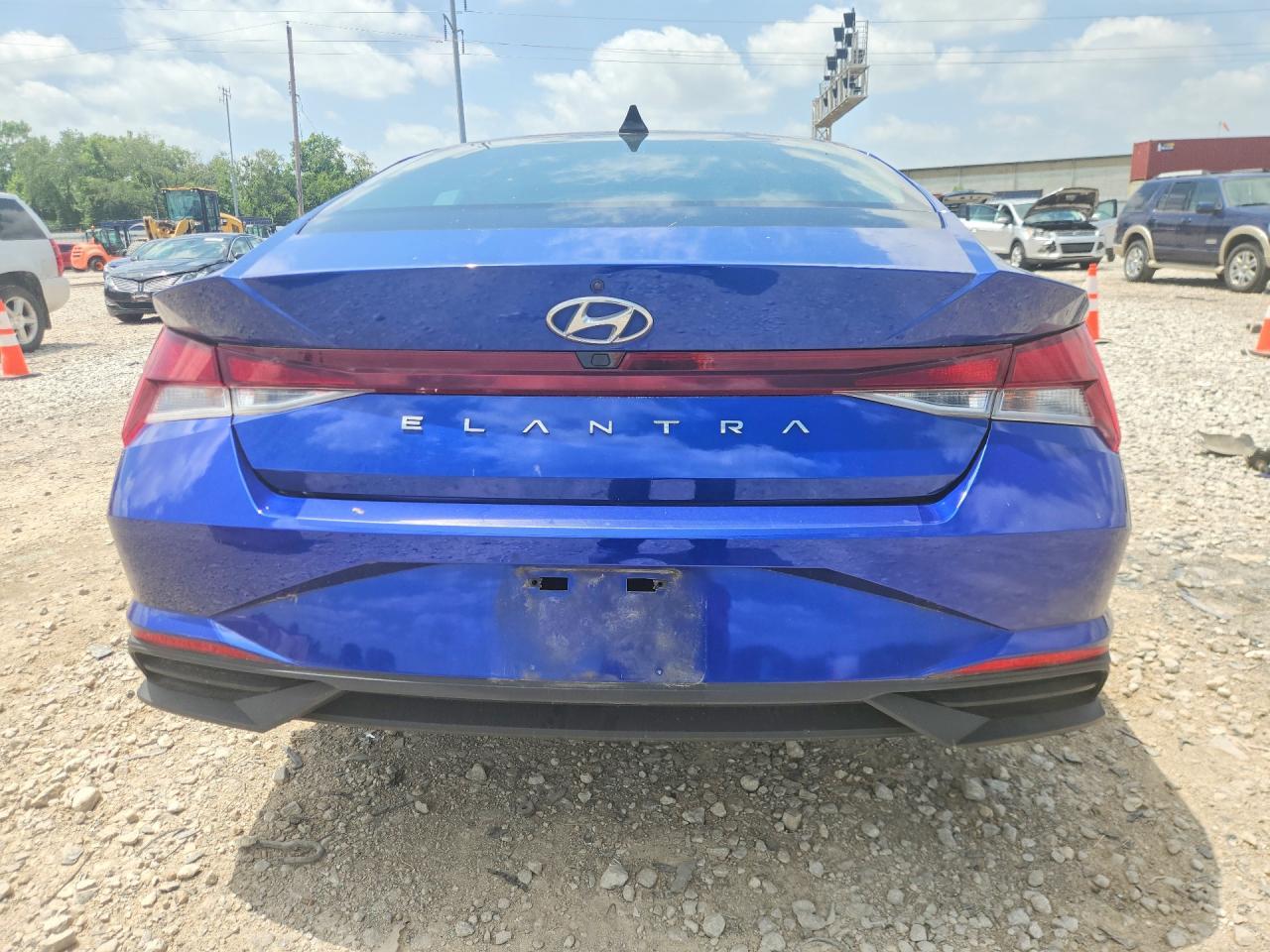 2022 HYUNDAI ELANTRA — фото 6