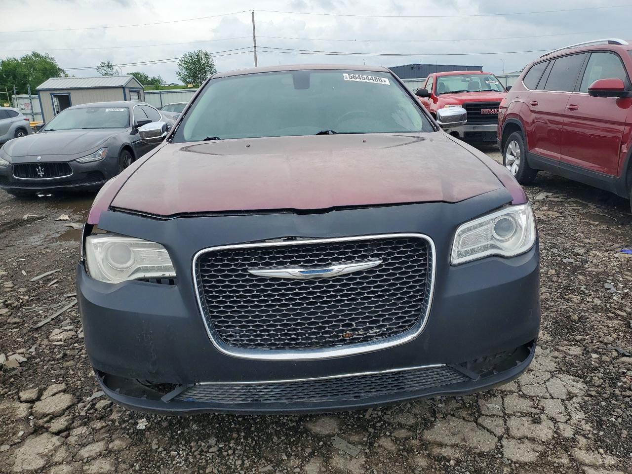 2016 CHRYSLER 300C — фото 5
