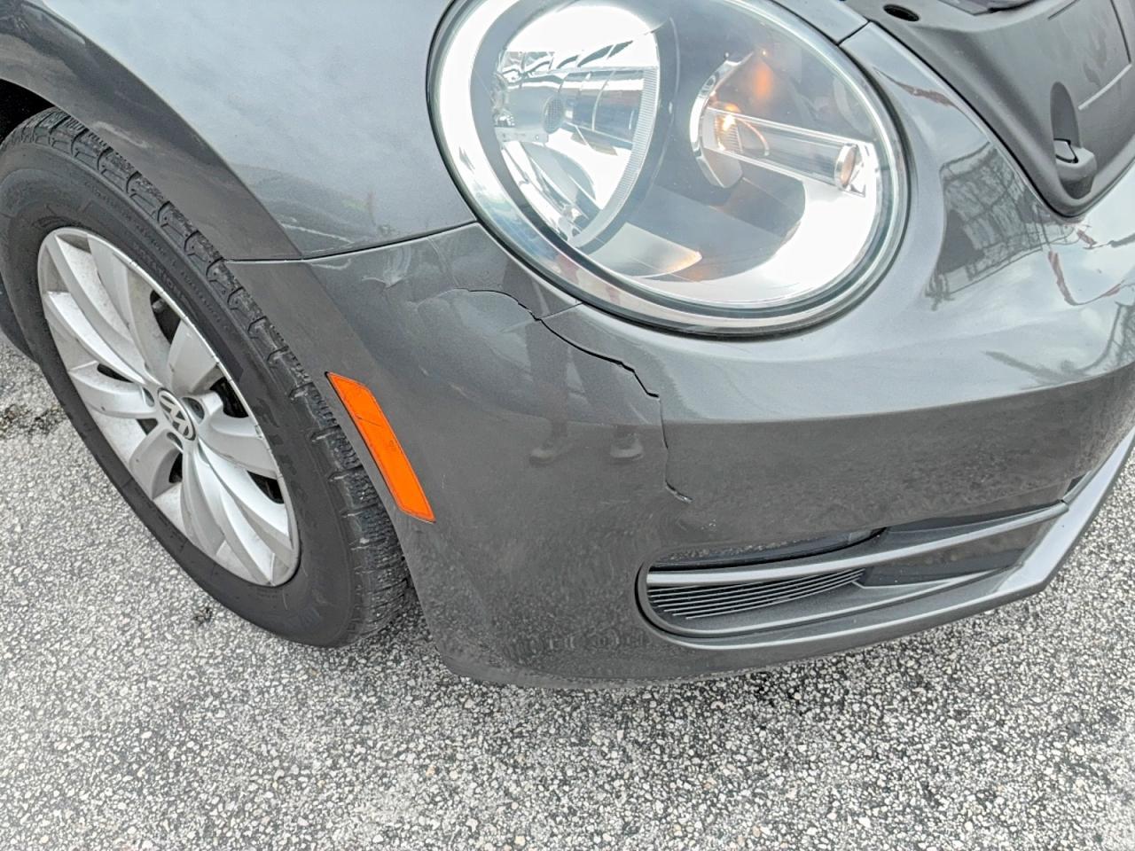 VOLKSWAGEN BEETLE