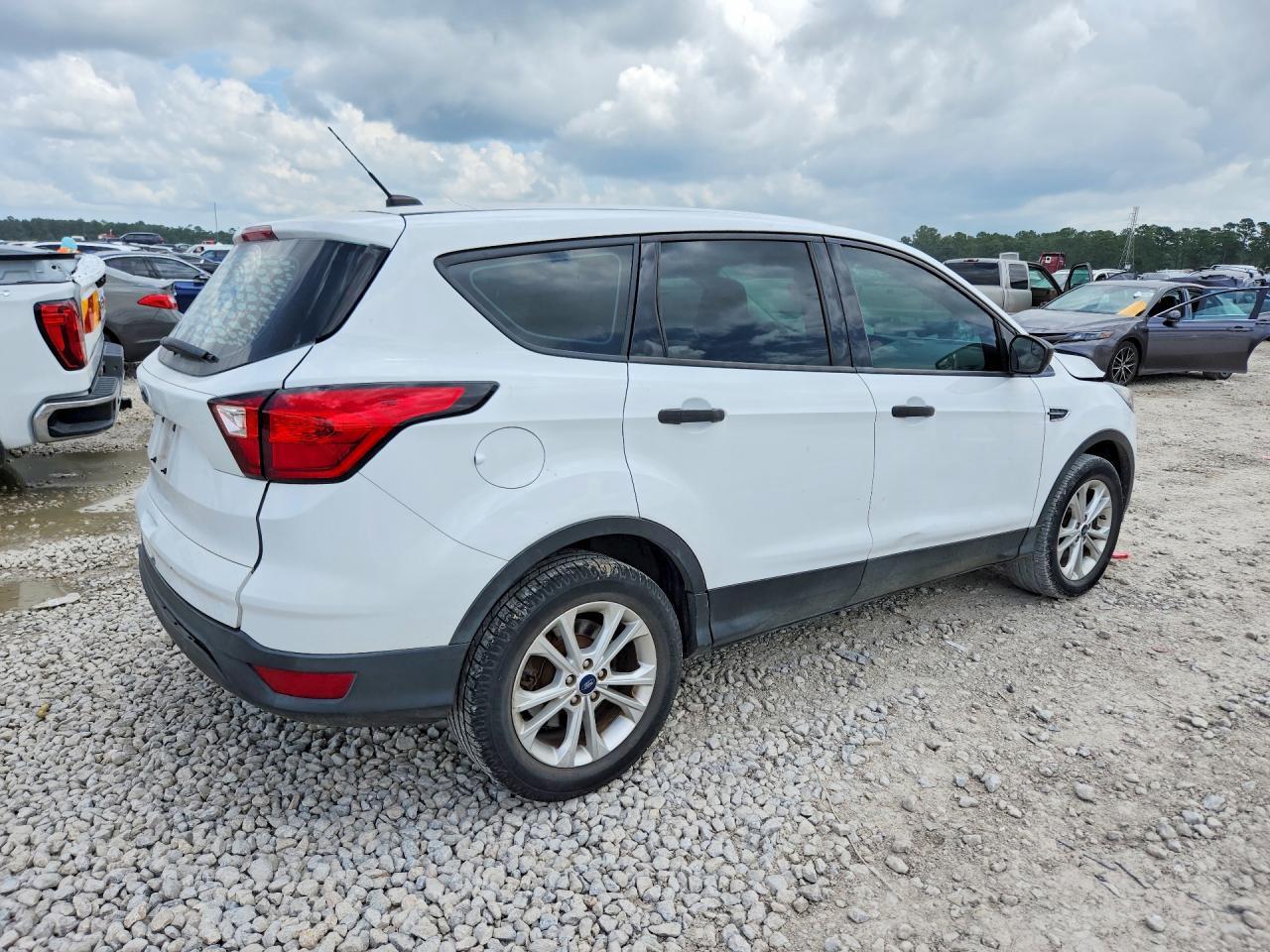2019 FORD ESCAPE — фото 3