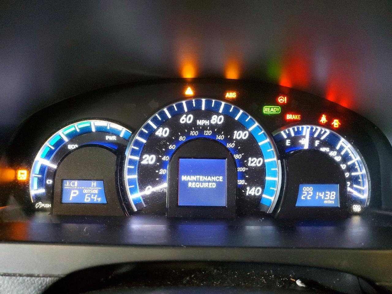 TOYOTA CAMRY HYBRID
