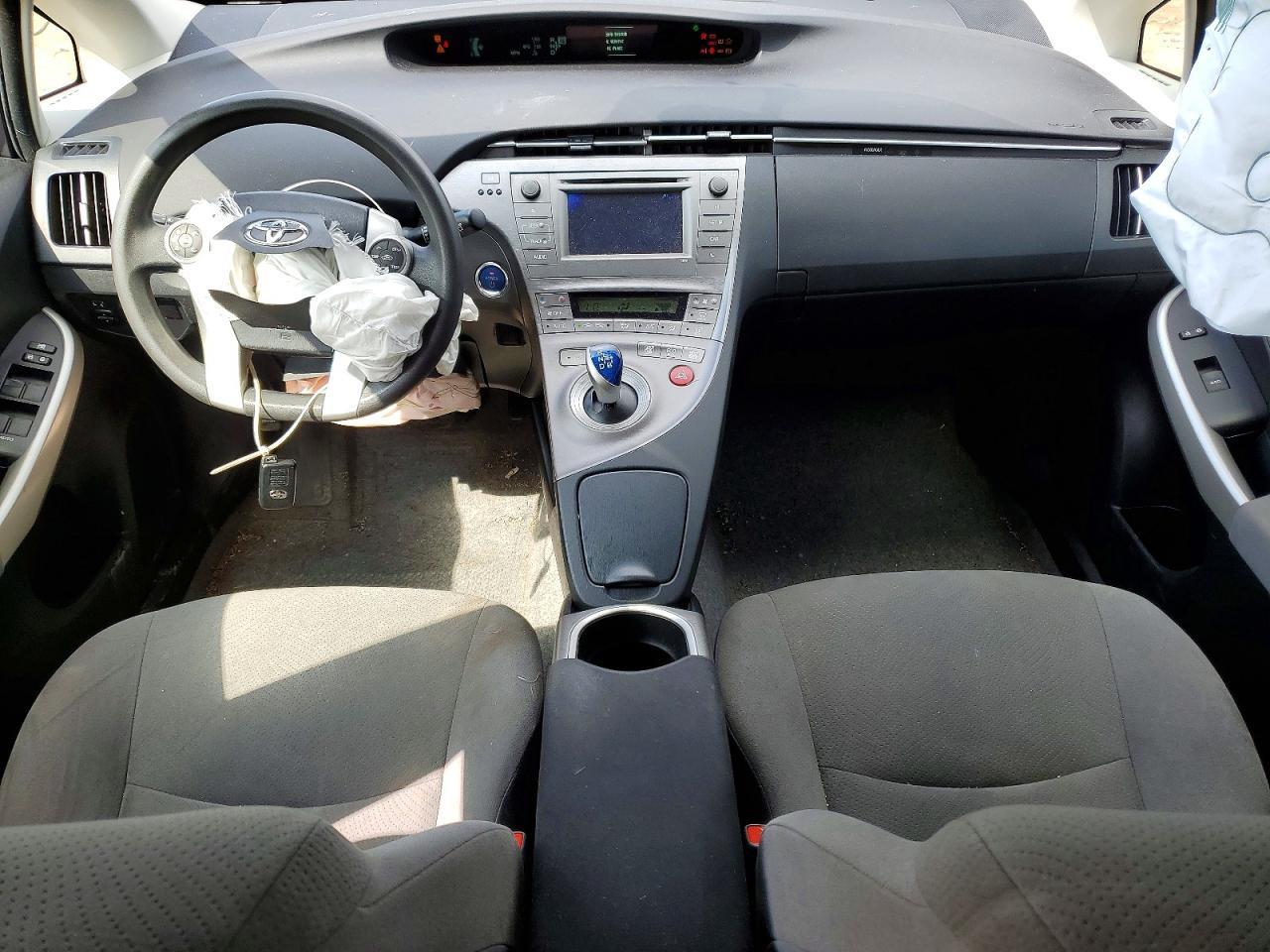 2015 TOYOTA PRIUS — фото 8