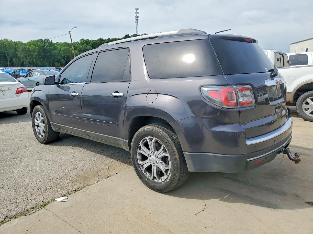 2013 GMC ACADIA — фото 2