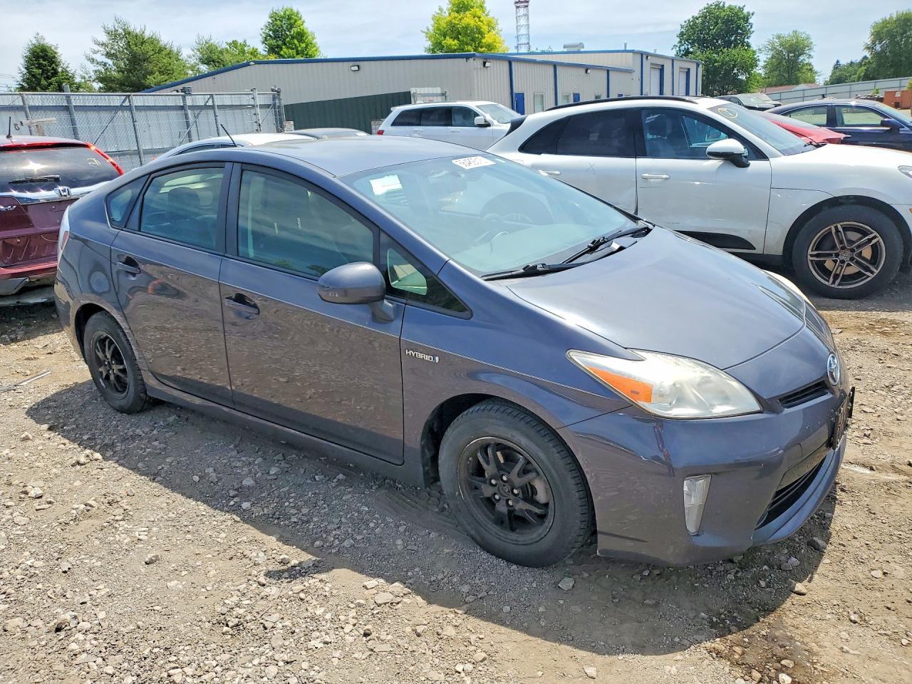 2012 TOYOTA PRIUS — фото 4