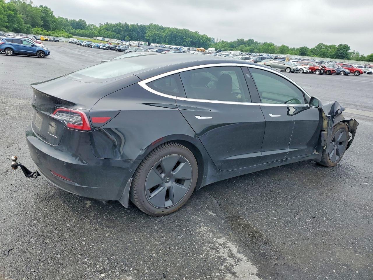 2018 TESLA MODEL 3 — фото 3