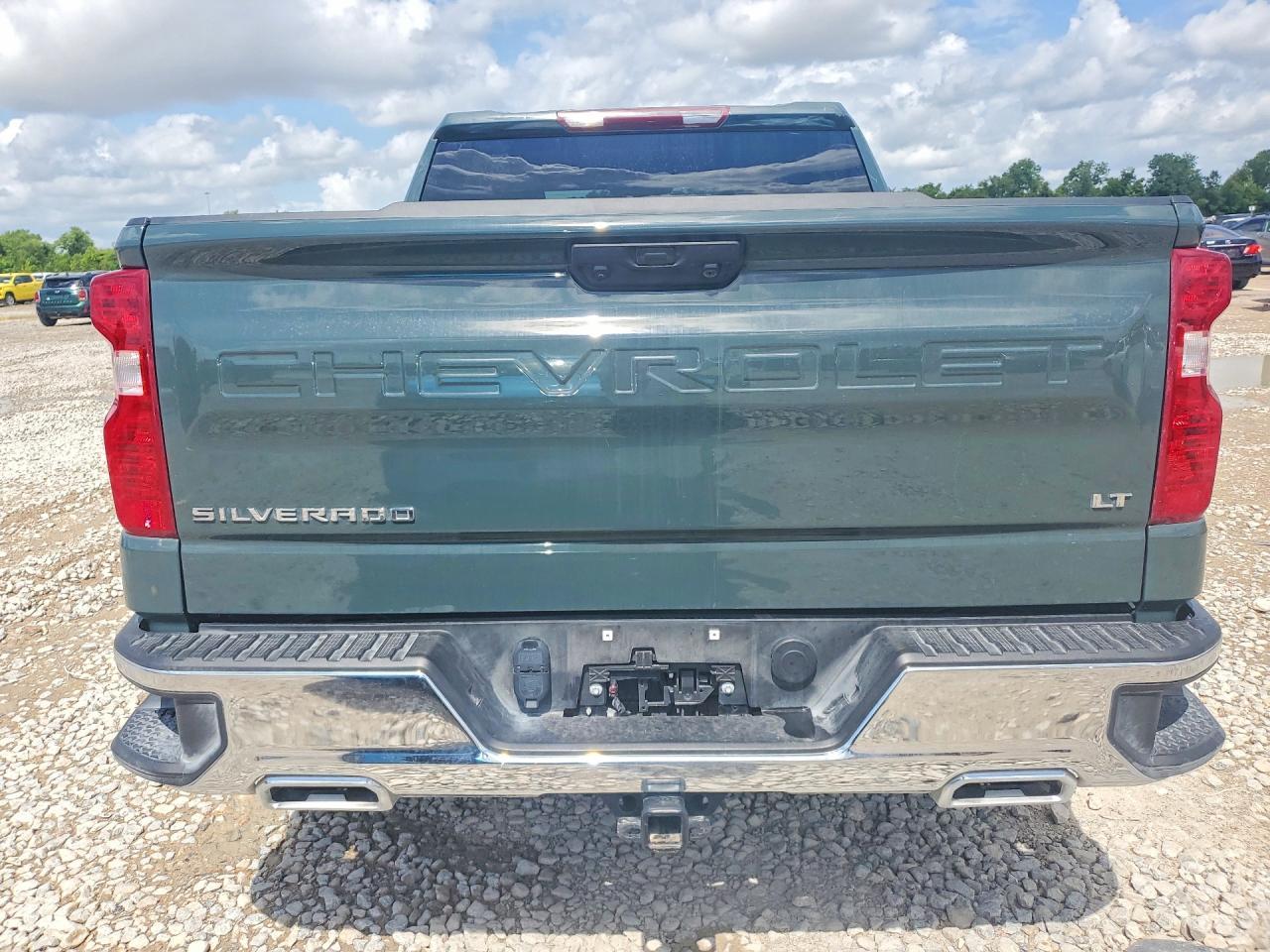 CHEVROLET SILVERADO