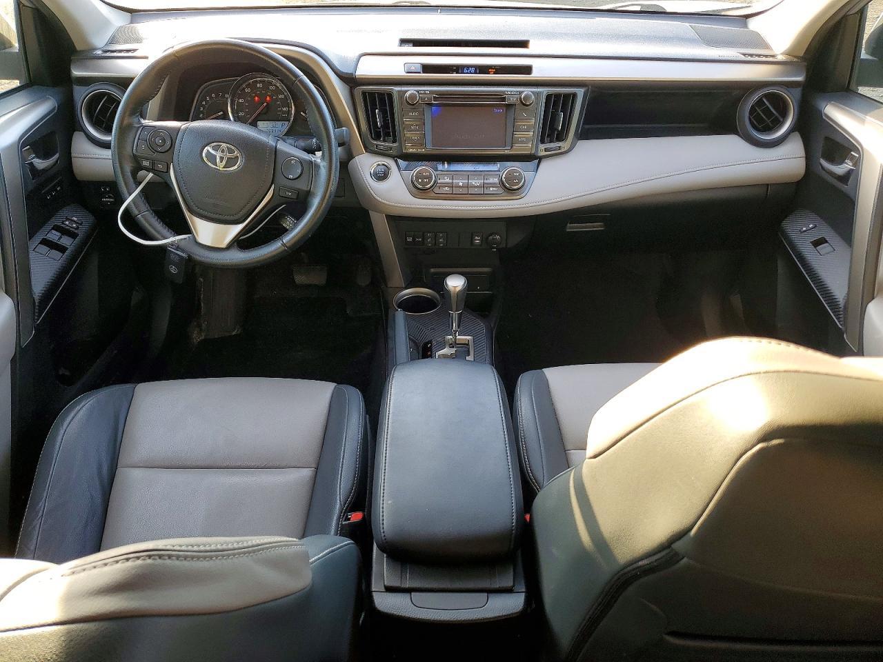 2013 TOYOTA RAV4 — фото 8